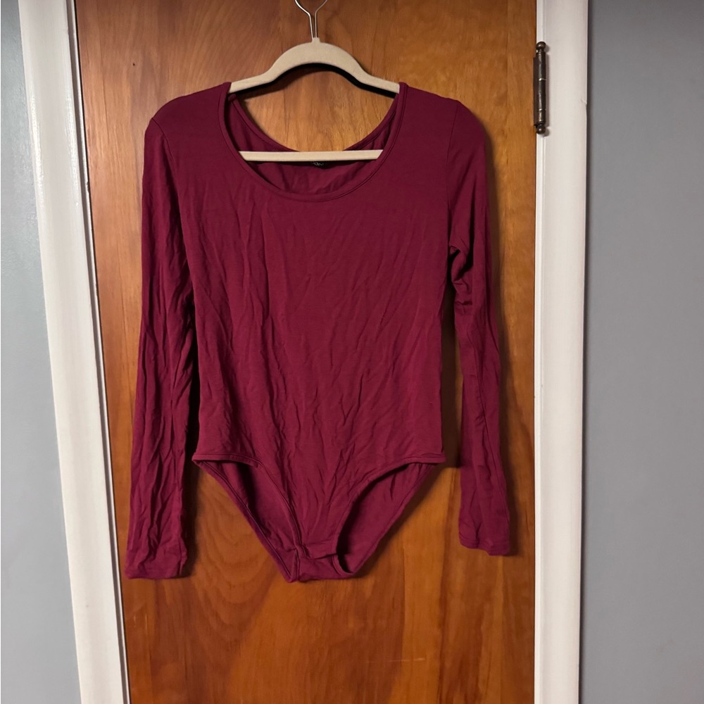 GUC Boohoo Burgundy Long Sleeve Bodysuit